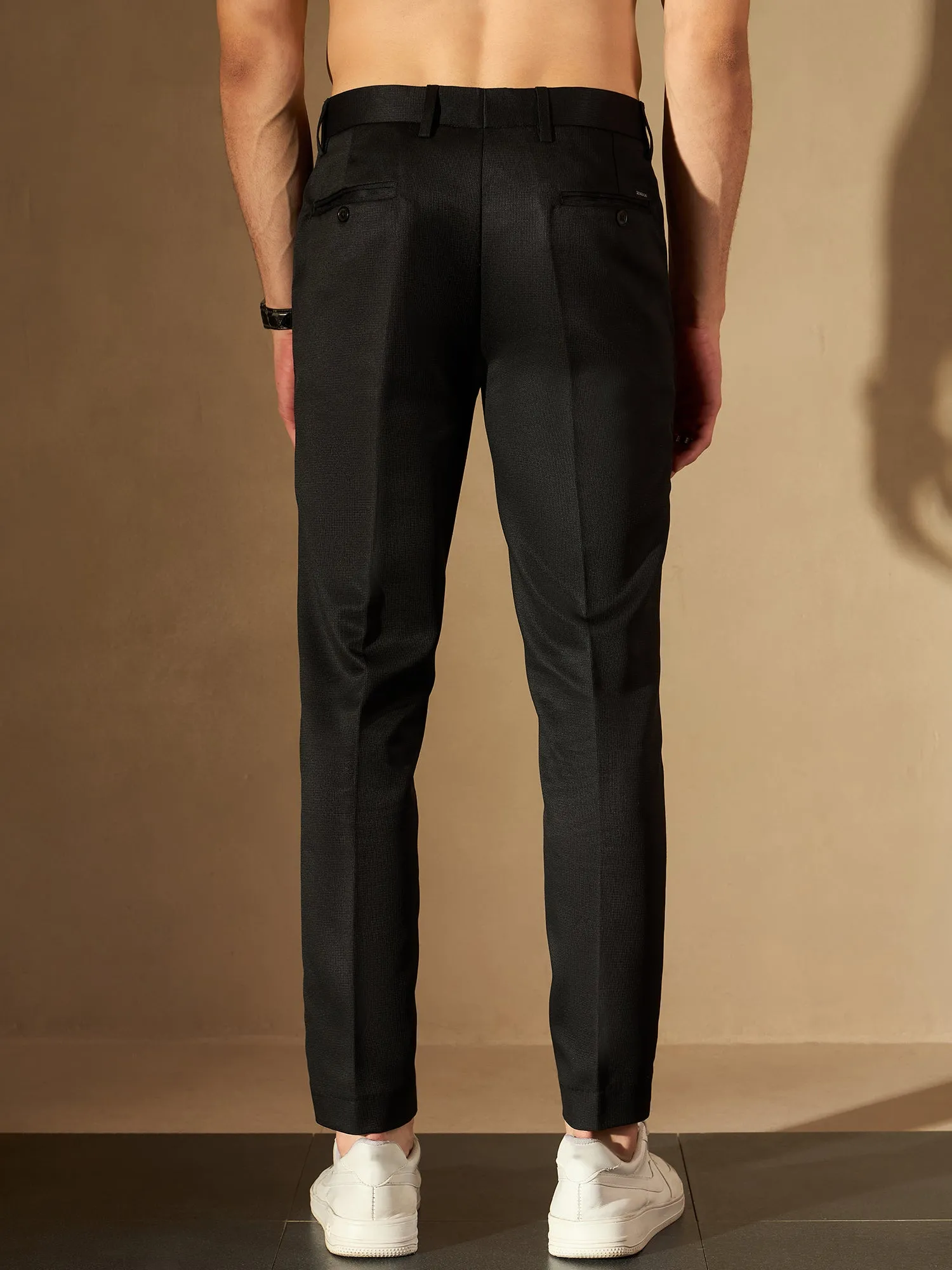 DENNISON Men Black Smart Tapered Fit Self-Checked Cropped Regular Trousers