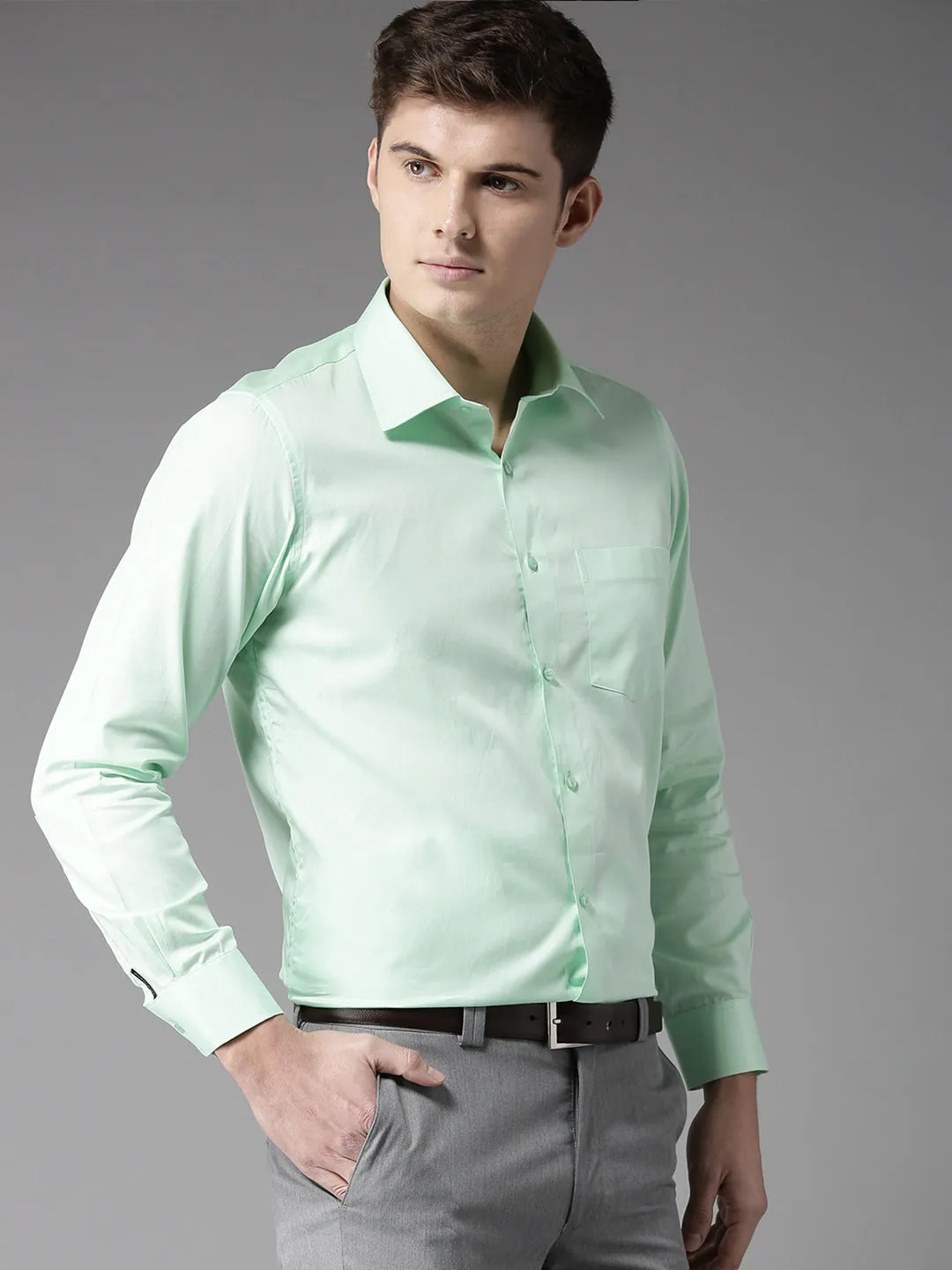 Green: Regular Fit Solid Formal Shirt