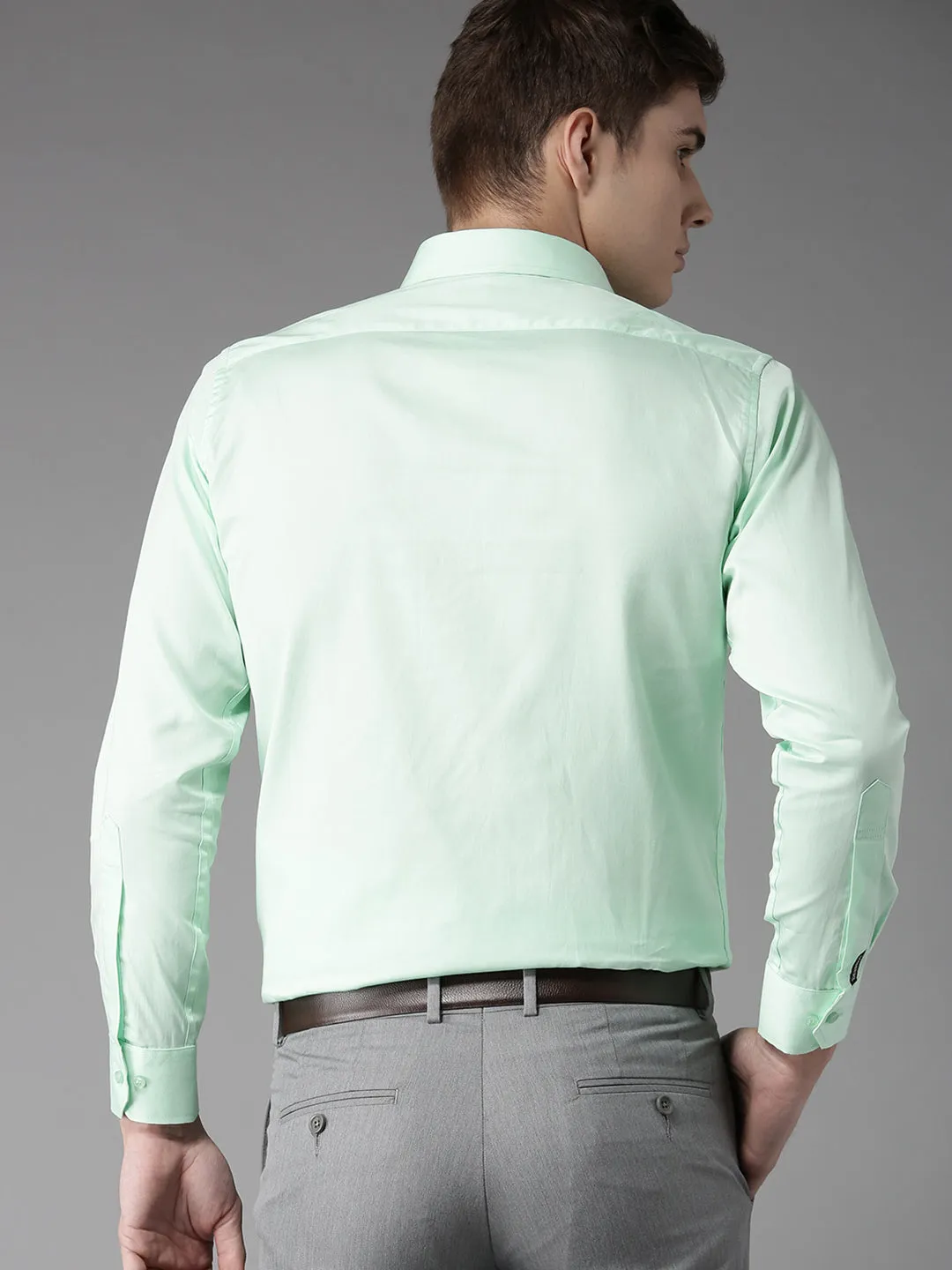 Green: Regular Fit Solid Formal Shirt