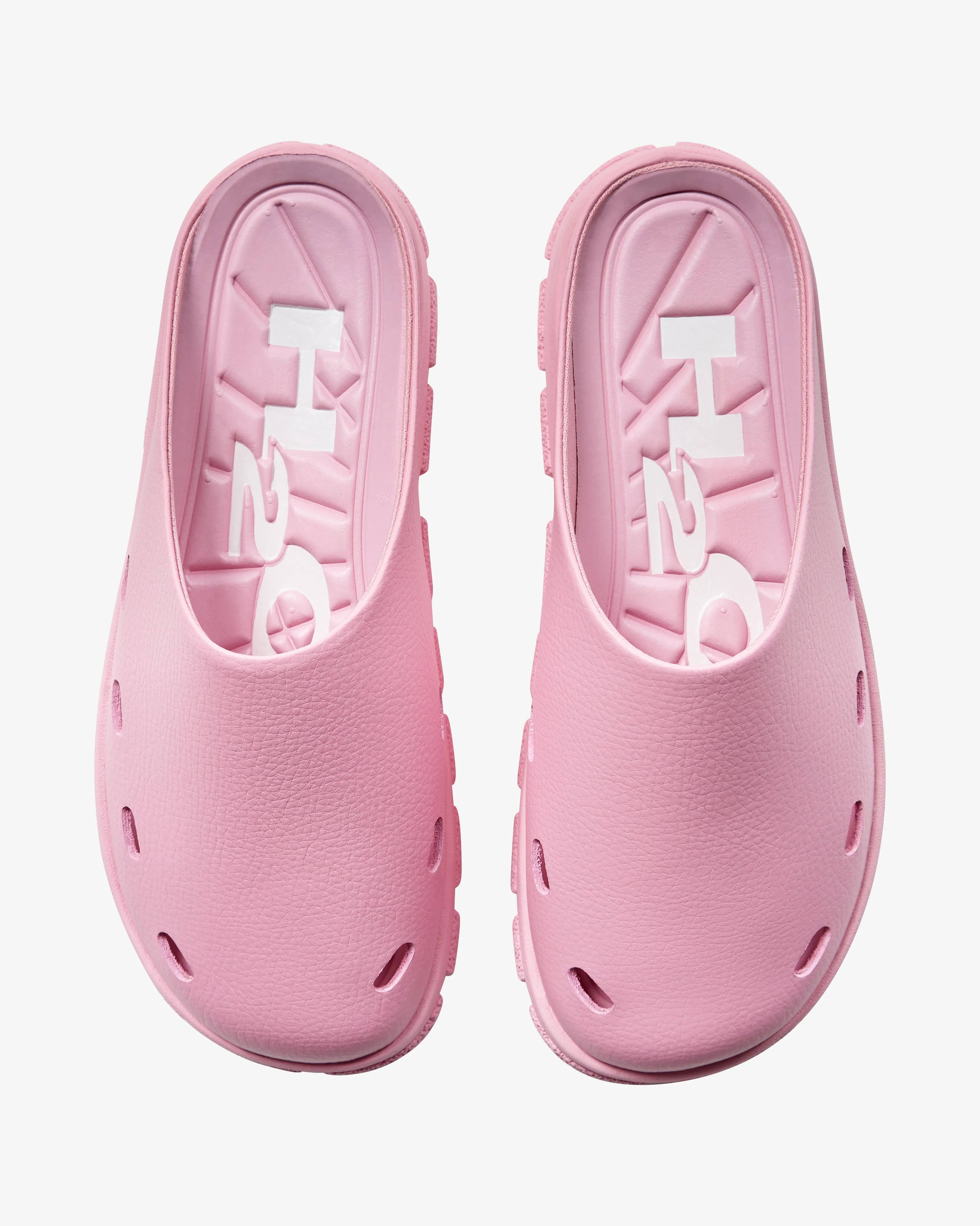 Trek Closed Sandal - Flamingo